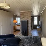 Casa de Férias With Sauna, Fireplace And Free Parking In The Heart Of