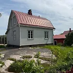 With Sauna, Fireplace And Free Parking In The Heart Of Casa de Férias Porvoo
