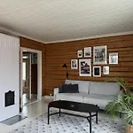 With Sauna, Fireplace And Free Parking In The Heart Of * פורבו