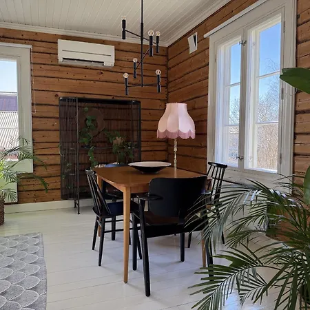 بيت للعطل With Sauna In The Heart Of