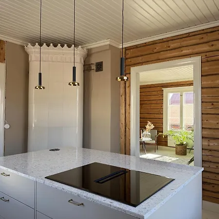 Dom wakacyjny With Sauna, Fireplace And Free Parking In The Heart Of Porvoo