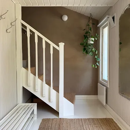 With Sauna, Fireplace And Free Parking In The Heart Of