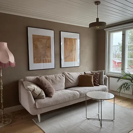 Semesterbostad Villa With Sauna, Fireplace And Free Parking In The Heart Of Porvoo