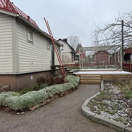 With Sauna, Fireplace And Free Parking In The Heart Of * Porvoo