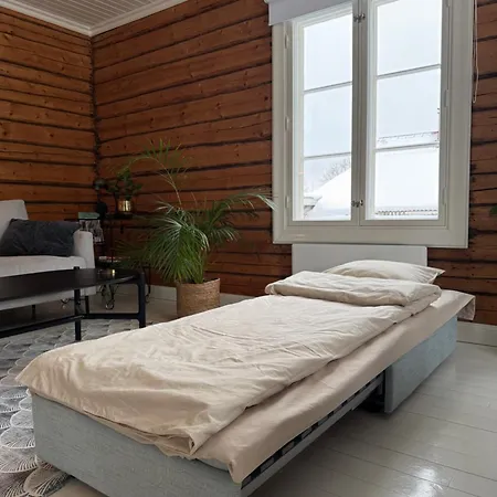 With Sauna, Fireplace And Free Parking In The Heart Of Dom wakacyjny