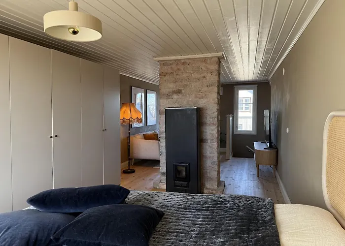 Semesterbostad Villa With Sauna, Fireplace And Free Parking In The Heart Of Porvoo