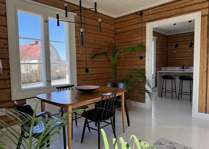 Villa With Sauna, Fireplace And Free Parking In The Heart Of Porvoo *