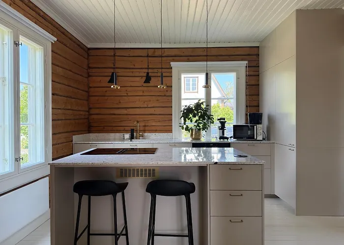 Villa With Sauna, Fireplace And Free Parking In The Heart Of Porvoo *