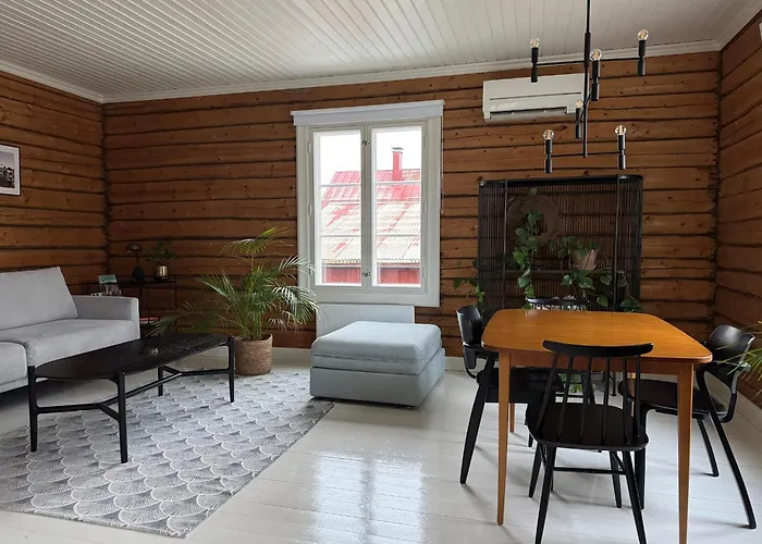 Semesterbostad Villa With Sauna, Fireplace And Free Parking In The Heart Of Porvoo *